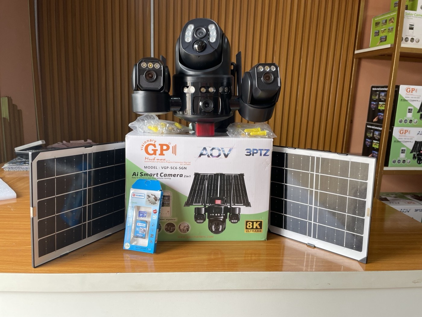 Solar 3PTZ AI Smart Security Camera